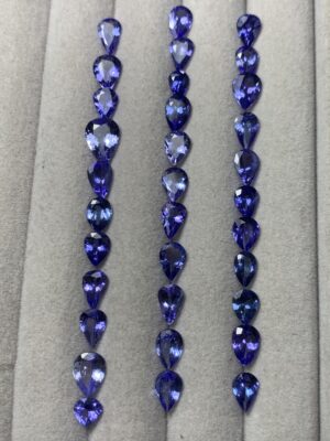 IMG_7415 Beautiful Natural Blue Color Sapphire Pear Shaped Jewelry Size