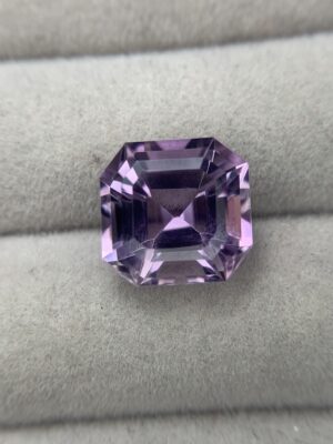 Beautiful Natural Color Amythest Gemstone