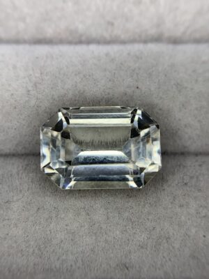 IMG_7593 Beautiful Natural Yellow Color Kunzait Gemstone