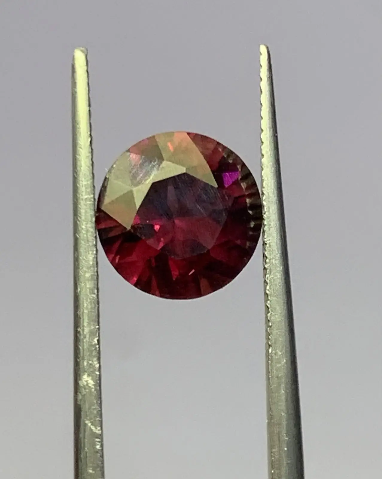 Weight 1.85Ct Beautiful Natural reddish purple color Spinel Round Shape from SriLanka - Image 3